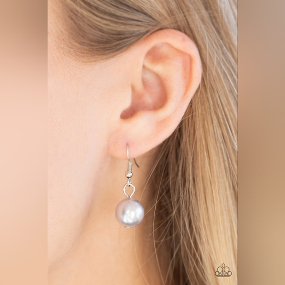 There's Always Room At The Top Necklace - Picture 2 of 3